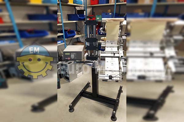 This machine is in-stock in our warehouse. It has been tested working and is in excellent condition. Buy with confidence! Collamat Label Applicator
